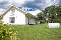 dom wolnostojący, 5 pokoi Osowiec, ul. Pachnących Jabłoni. Zdjęcie 2