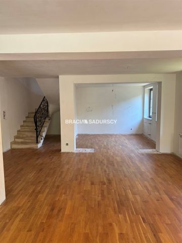 dom wolnostojący, 7 pokoi Kraków Dębniki, ul. Sławomira Odrzywolskiego. Zdjęcie 8