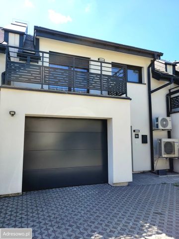 dom szeregowy, 4 pokoje Czechowice-Dziedzice, ul. Wąska. Zdjęcie 1