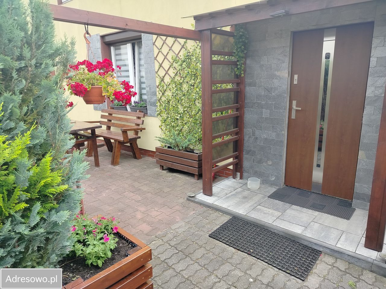 dom wolnostojący, 2 pokoje Wola Krzysztoporska. Zdjęcie 9