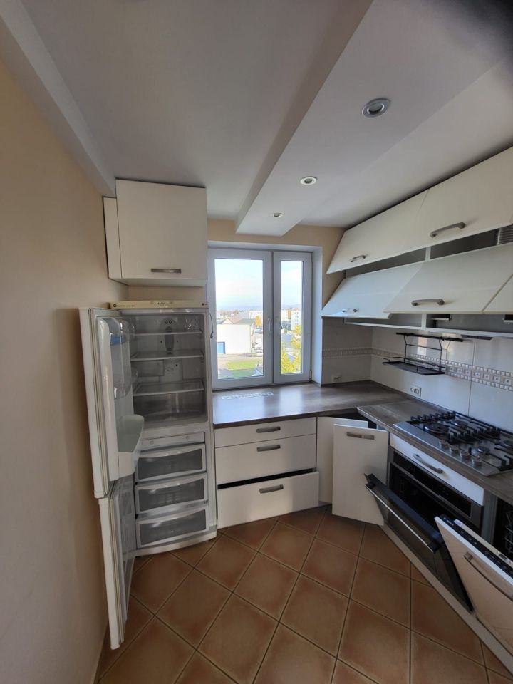 Mieszkanie 3-pokojowe Krosno, ul. Naftowa. Zdjęcie 5