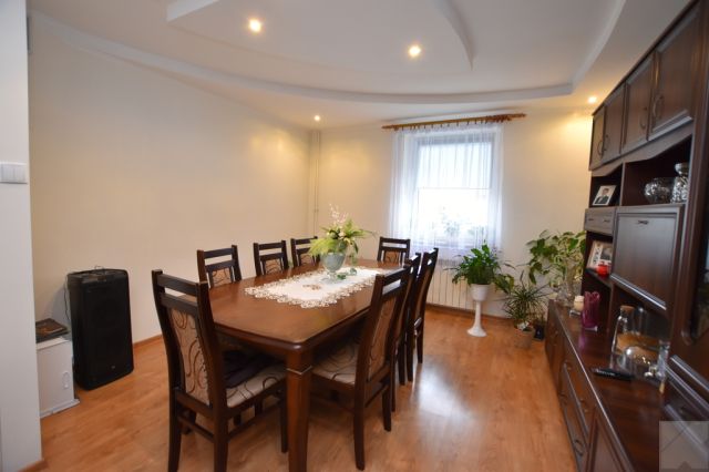 dom wolnostojący, 7 pokoi Drohojów. Zdjęcie 7