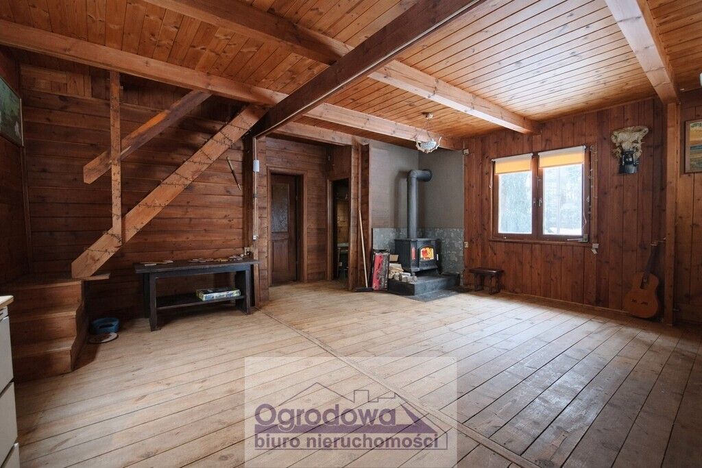 dom wolnostojący, 3 pokoje Urle. Zdjęcie 2