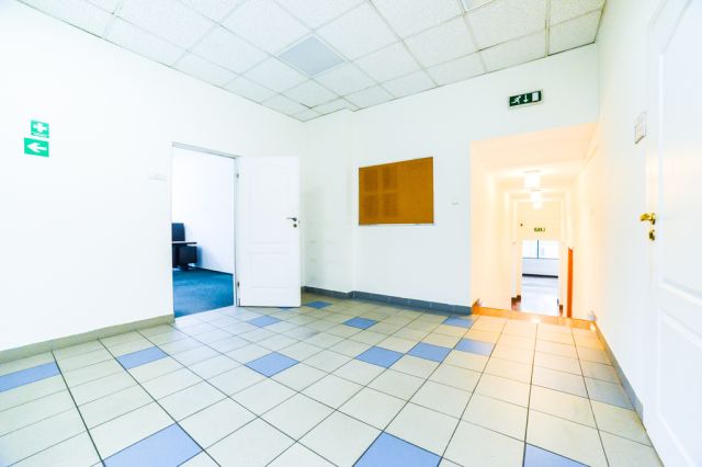 Biuro Warszawa Praga-Południe, ul. Michała Paca. Zdjęcie 18