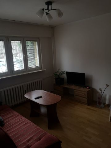 Mieszkanie 2-pokojowe Warszawa Włochy, ul. 1 Sierpnia. Zdjęcie 1