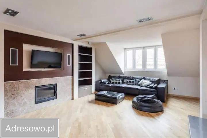 Mieszkanie 3-pokojowe Warszawa Stare Miasto, ul. Piwna