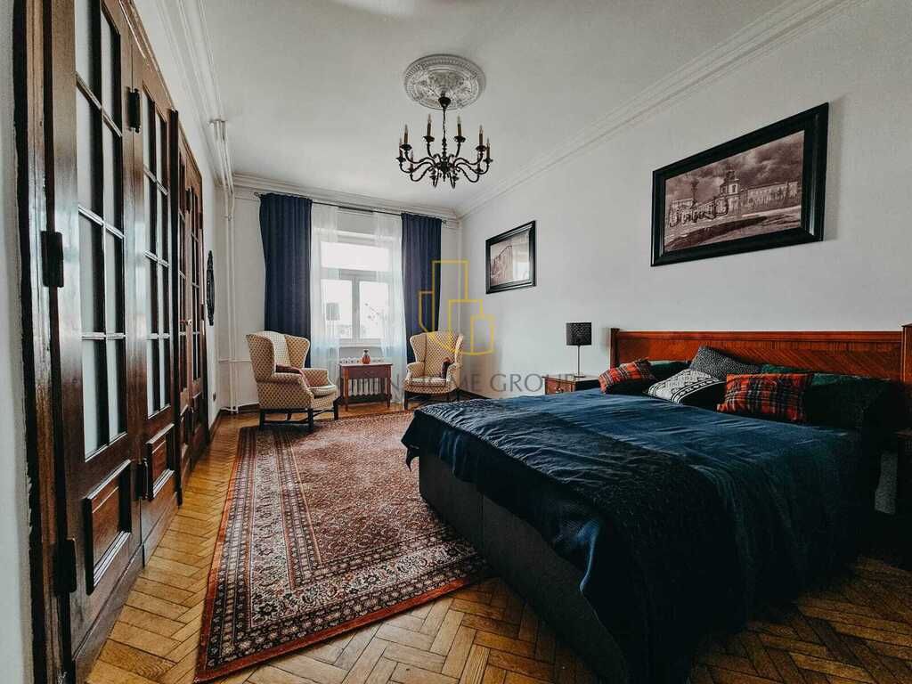 Mieszkanie 3-pokojowe Warszawa, ul. Chmielna. Zdjęcie 1
