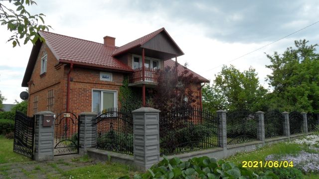 dom wolnostojący, 5 pokoi Łubcze. Zdjęcie 1