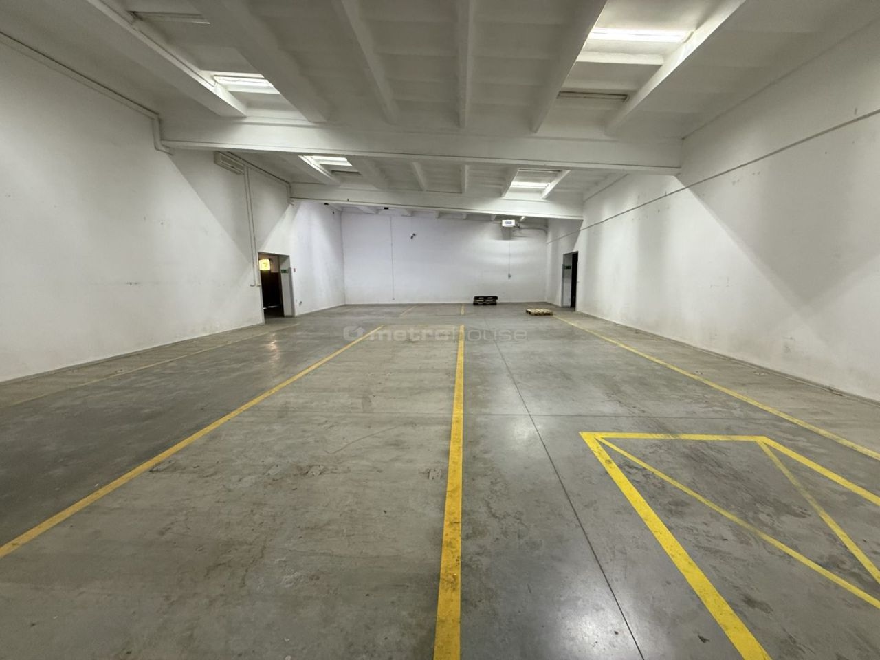 Hala/magazyn Serock, ul. 3-go Maja. Zdjęcie 4