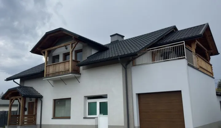 dom wolnostojący, 3 pokoje Jasienica Rosielna