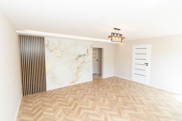 Mieszkanie 3-pokojowe Ostrowiec Świętokrzyski, ul. Iłżecka. Zdjęcie 3