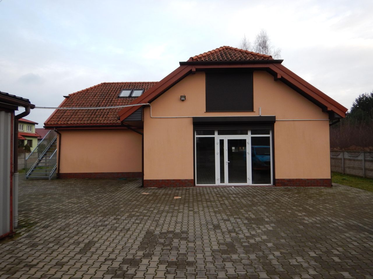 dom wolnostojący, 2 pokoje Lubajny. Zdjęcie 2