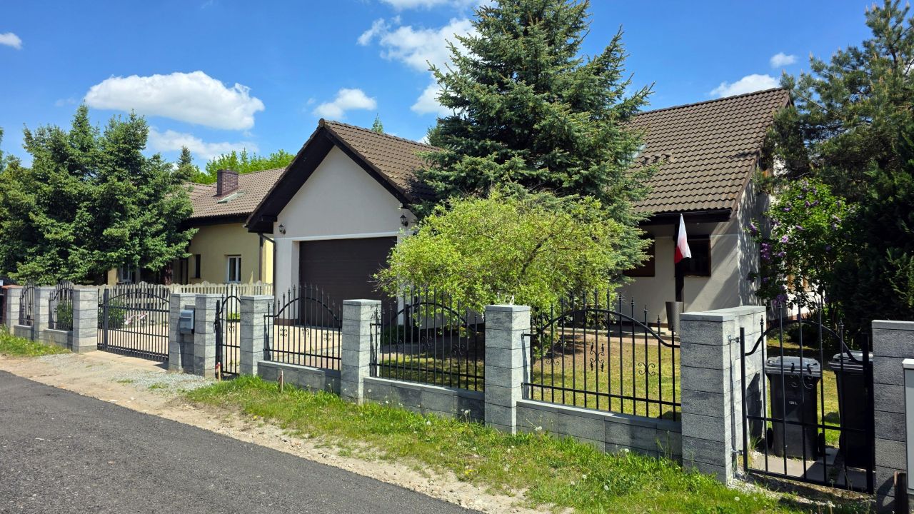 dom wolnostojący, 5 pokoi Rokietnica, ul. Kosynierów. Zdjęcie 1