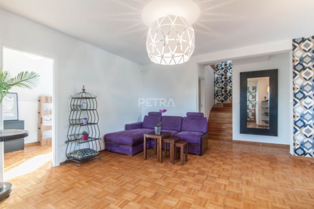 Mieszkanie 3-pokojowe Józefosław, ul. Przepiórki. Zdjęcie 3