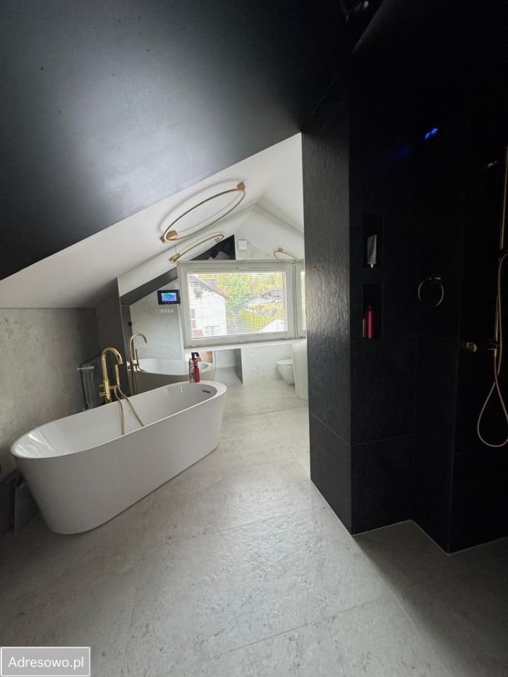 dom wolnostojący, 9 pokoi Bielsko-Biała Stare Bielsko, ul. Hutnicza. Zdjęcie 16