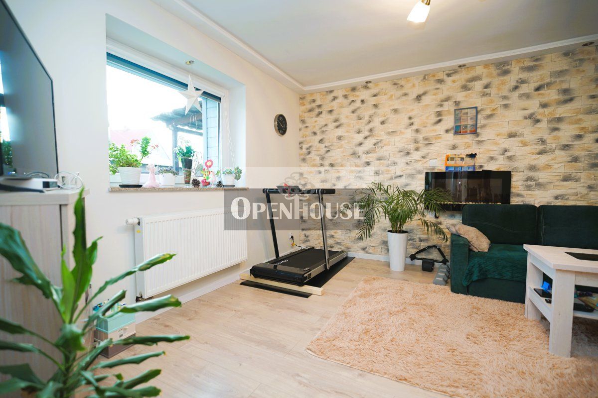 dom szeregowy, 7 pokoi Retków. Zdjęcie 4