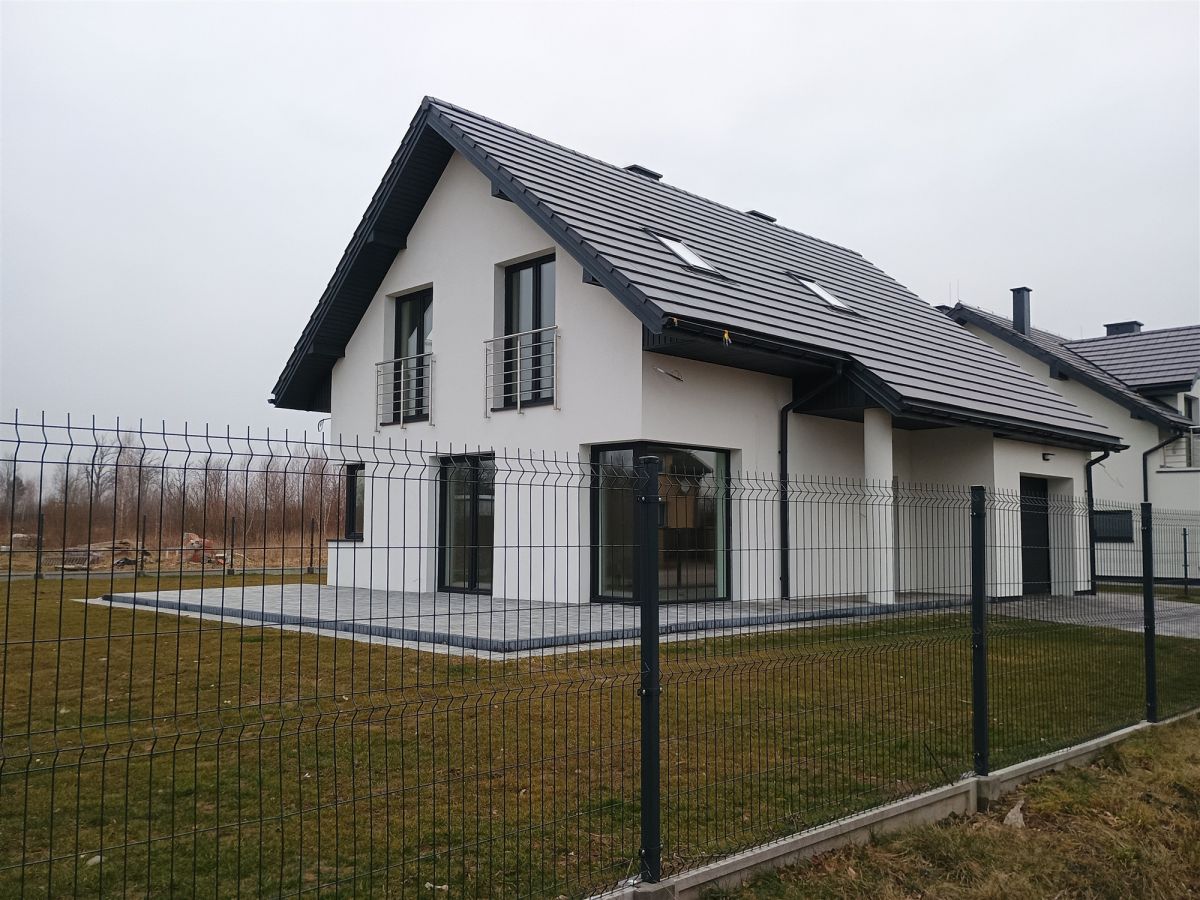 dom wolnostojący, 4 pokoje Łask. Zdjęcie 4