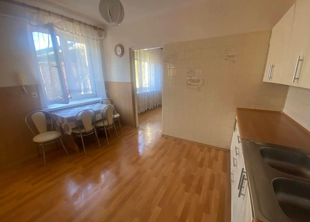 dom wolnostojący, 4 pokoje Radom Długojów, ul. Litewska. Zdjęcie 3