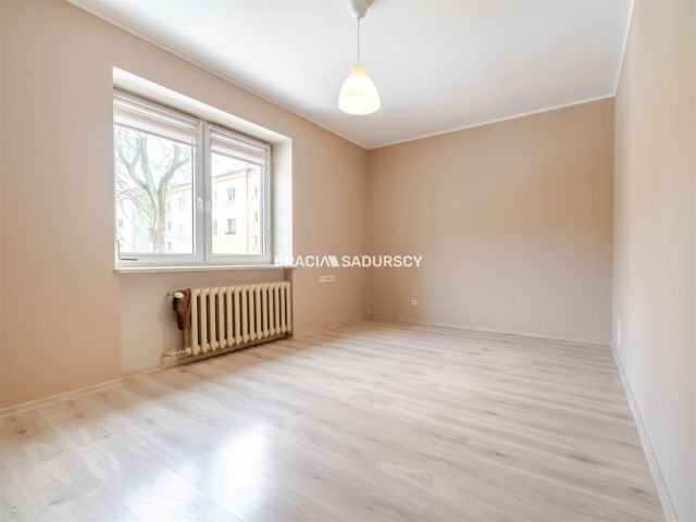 Mieszkanie 2-pokojowe Kraków Nowa Huta, os. Ogrodowe. Zdjęcie 3