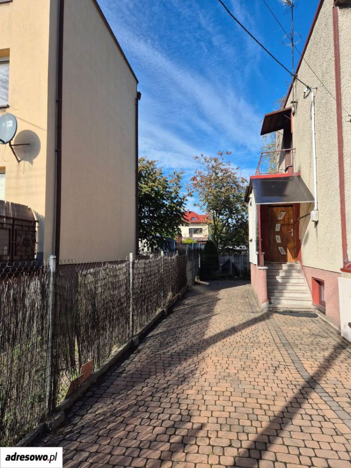 dom wolnostojący, 5 pokoi Radomsko. Zdjęcie 4