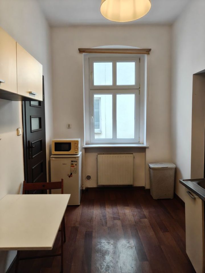 Mieszkanie 1-pokojowe Poznań Stare Miasto, ul. Półwiejska. Zdjęcie 6
