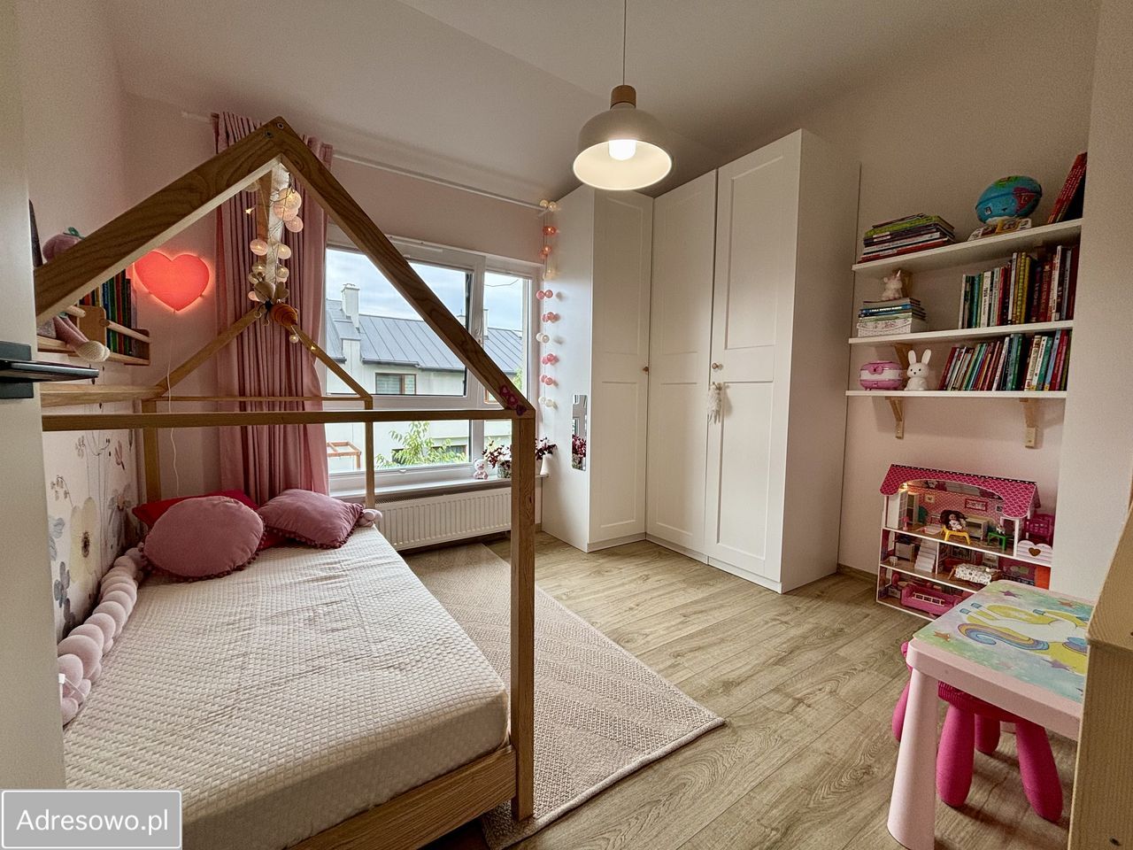 dom szeregowy, 6 pokoi Falenty Nowe. Zdjęcie 13