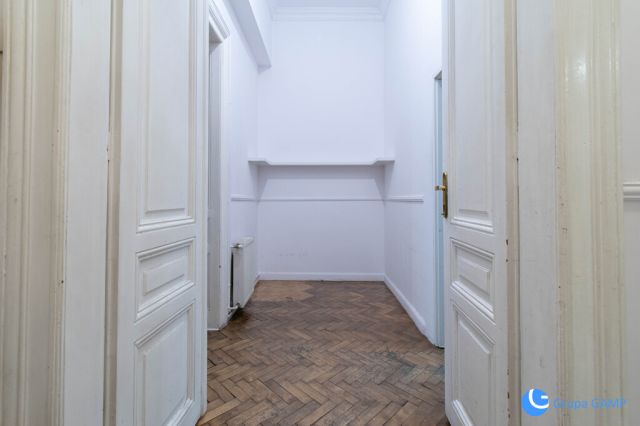 Mieszkanie 2-pokojowe Kraków Stare Miasto, ul. Piotra Michałowskiego. Zdjęcie 8