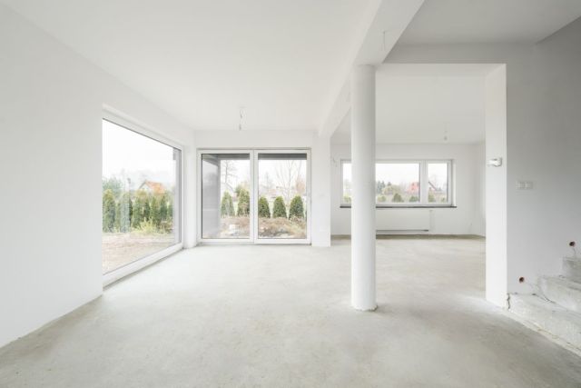 dom wolnostojący, 6 pokoi Dybów-Kolonia, ul. Majowa. Zdjęcie 3