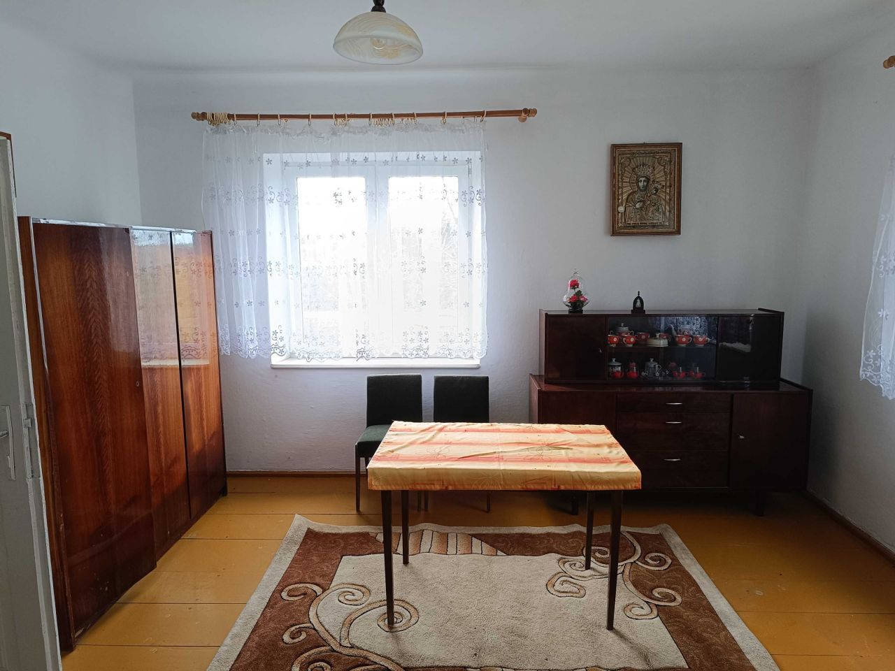 dom wolnostojący, 3 pokoje Rozłopy. Zdjęcie 6