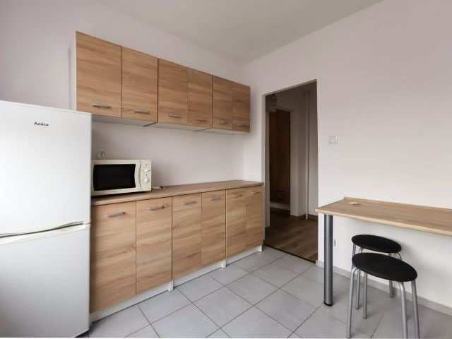 Mieszkanie 2-pokojowe Częstochowa Tysiąclecie, al. Aleja Armii Krajowej. Zdjęcie 3