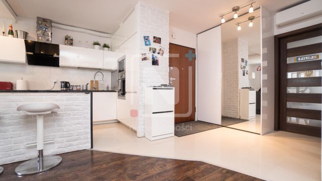 Mieszkanie 3-pokojowe Łomianki. Zdjęcie 9