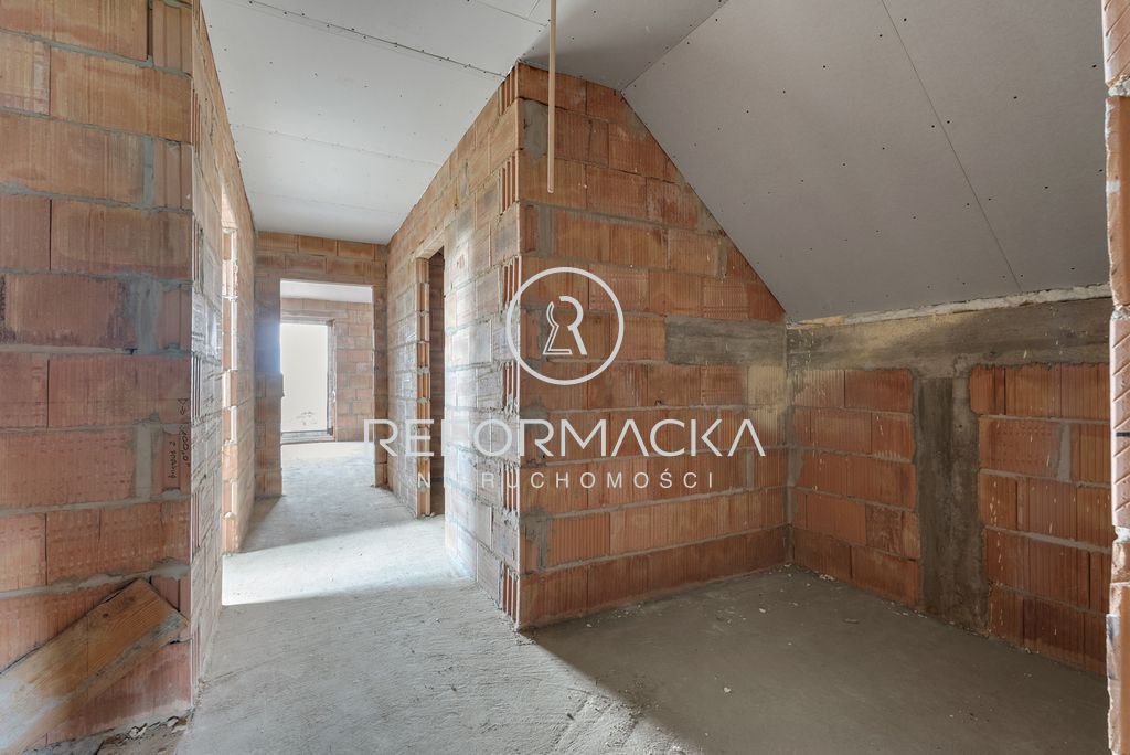 dom wolnostojący, 5 pokoi Lubenia. Zdjęcie 12
