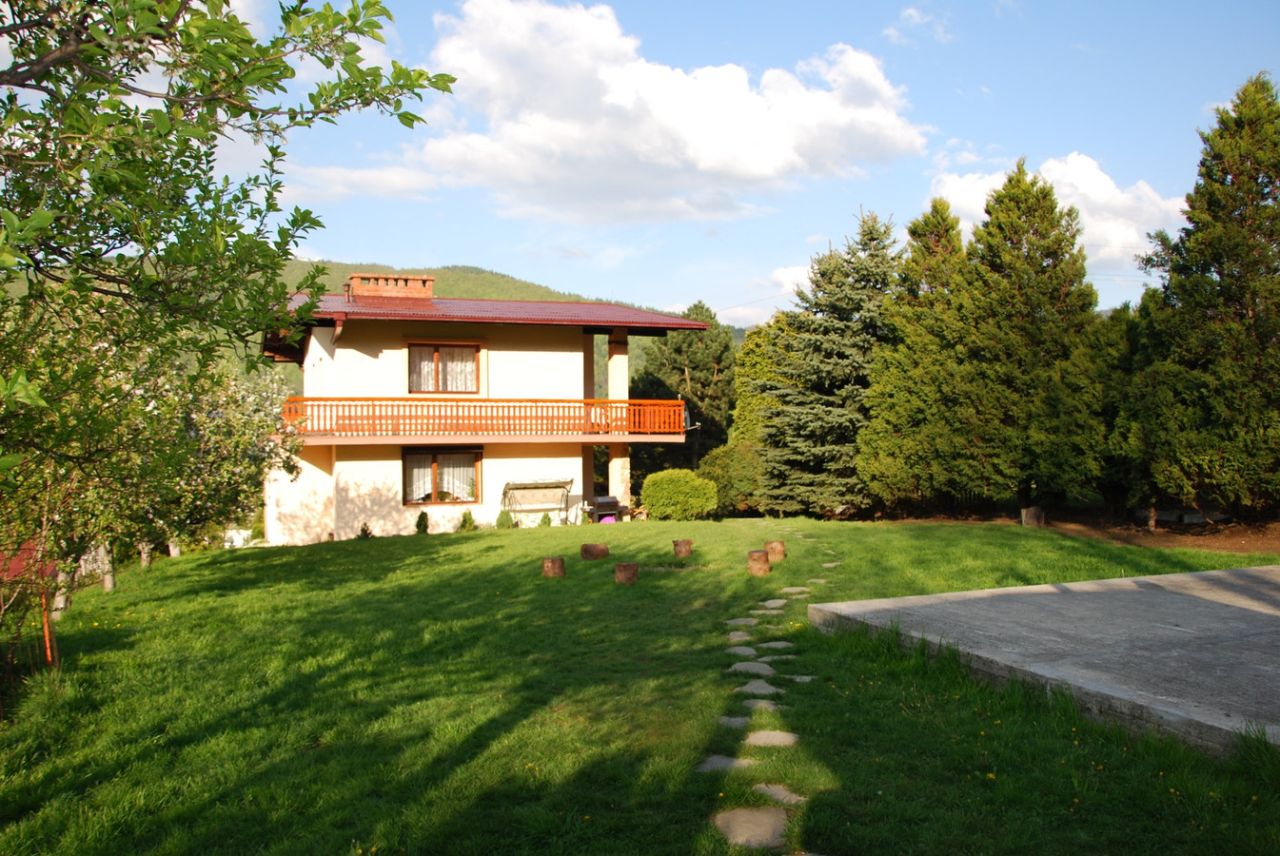 dom wolnostojący, 6 pokoi Międzybrodzie Bialskie, ul. Wiosenna. Zdjęcie 3