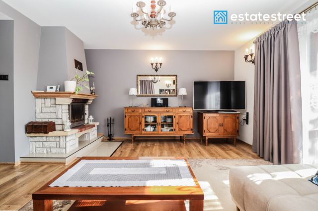 dom wolnostojący, 5 pokoi Węgrzce, ul. C8. Zdjęcie 2