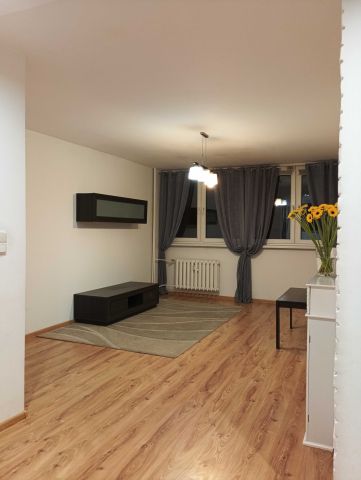 Mieszkanie 3-pokojowe Lwówek Śląski, ul. Malinowskiego. Zdjęcie 1