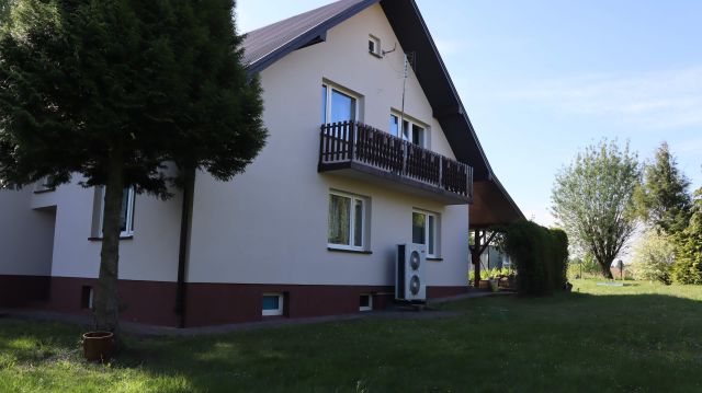 dom wolnostojący, 7 pokoi Pamięcice. Zdjęcie 1