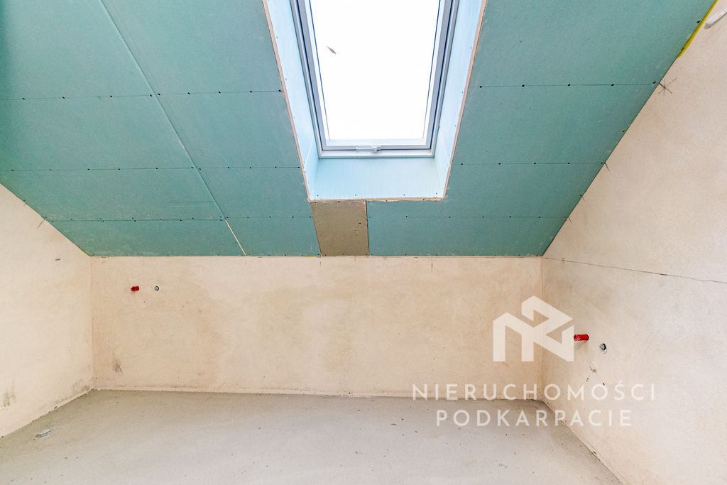 dom wolnostojący, 5 pokoi Nowy Borek. Zdjęcie 23