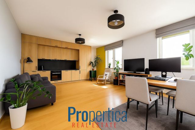 Mieszkanie 3-pokojowe Warszawa, ul. Hoża. Zdjęcie 1