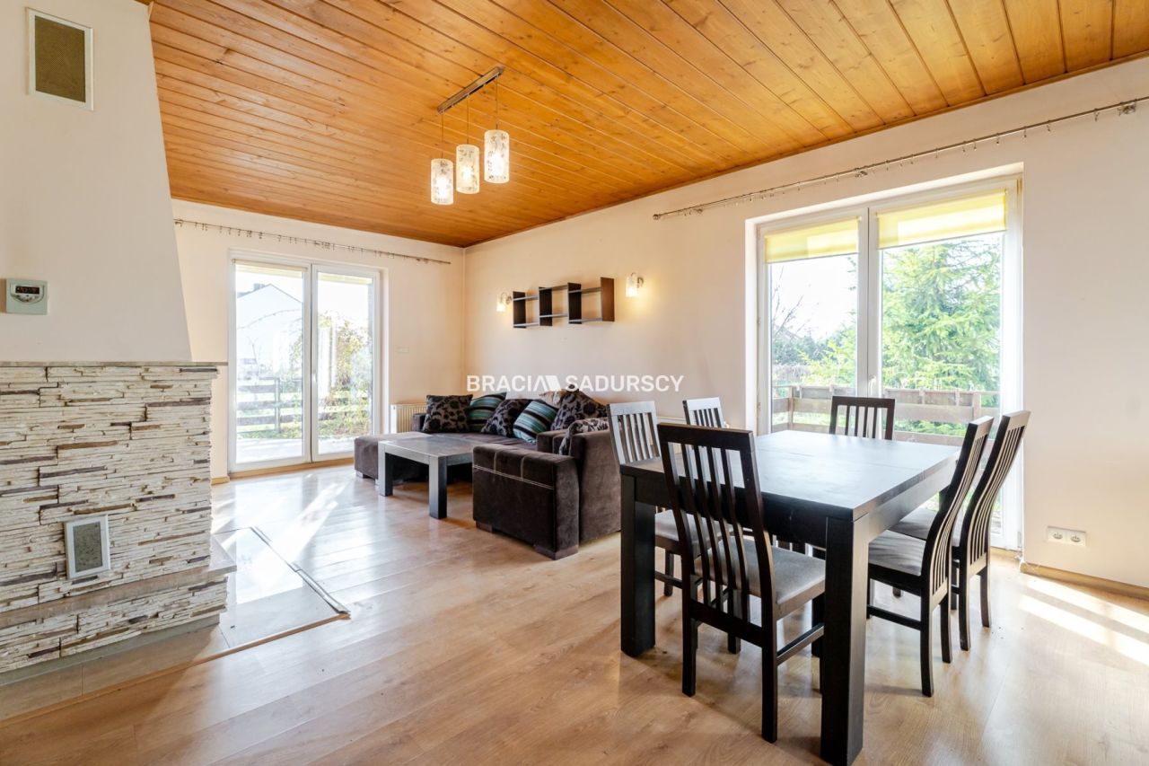 dom wolnostojący, 7 pokoi Skawina, ul. Wojska Polskiego. Zdjęcie 9