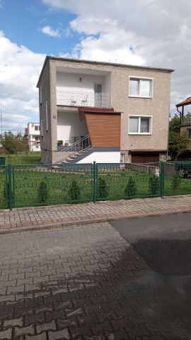 dom wolnostojący, 4 pokoje Oława Górnik, ul. Konstantego Ildefonsa Gałczyńskiego. Zdjęcie 1