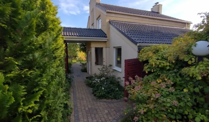 dom wolnostojący, 6 pokoi Dobrzewino, ul. Turystyczna