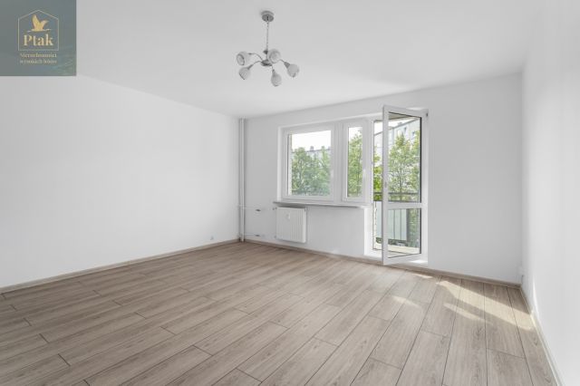 Mieszkanie 4-pokojowe Poznań Piątkowo, os. Stefana Batorego. Zdjęcie 2