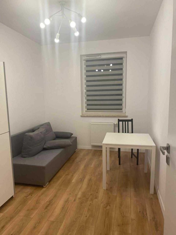 Mieszkanie 3-pokojowe Łódź Górna. Zdjęcie 4