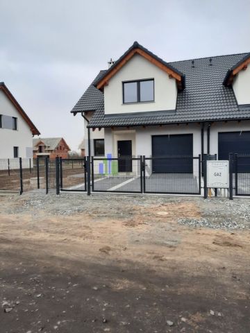 bliźniak, 5 pokoi Chrząstawa Wielka. Zdjęcie 7