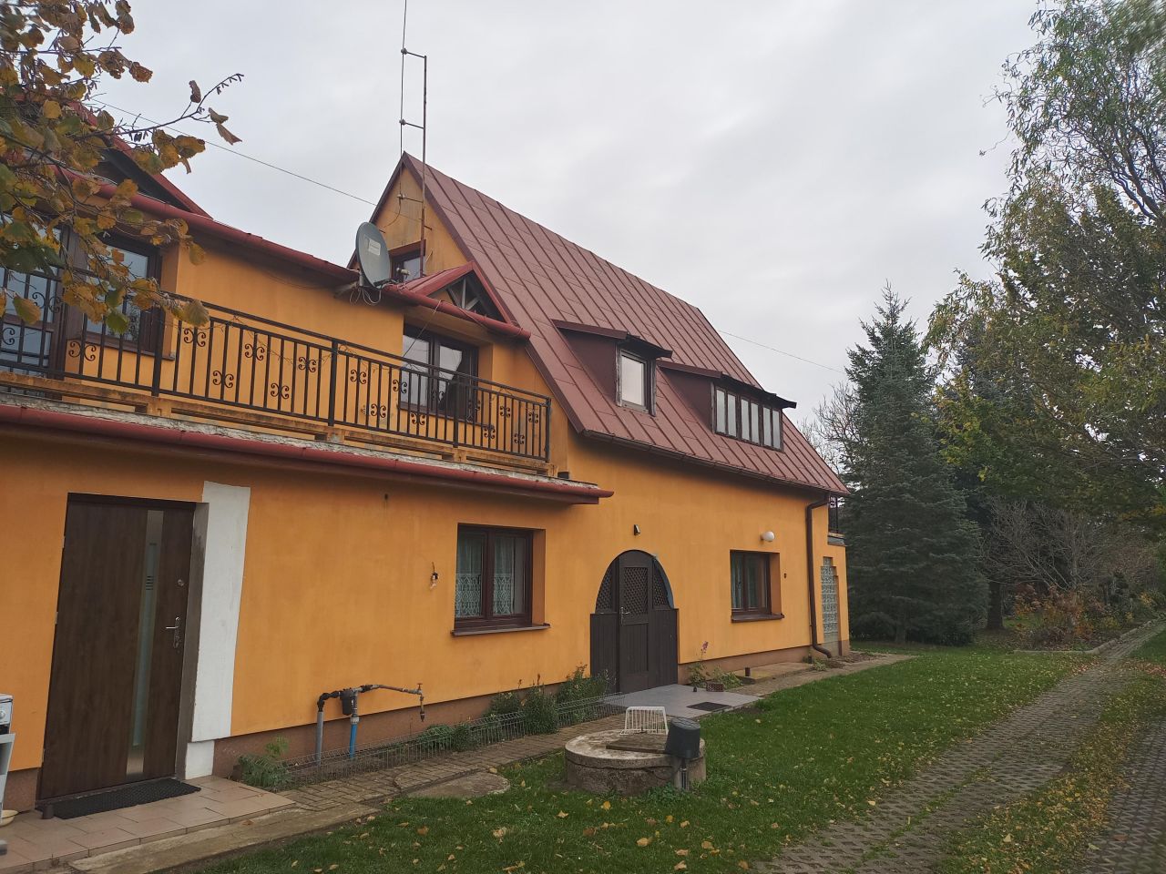 dom wolnostojący, 5 pokoi Grabina Radziwiłłowska, ul. Duża
