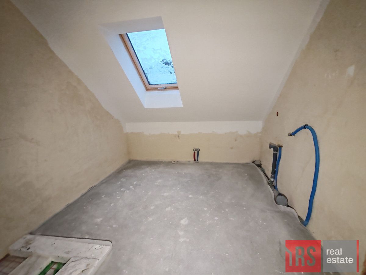 dom wolnostojący, 4 pokoje Mariantów. Zdjęcie 15