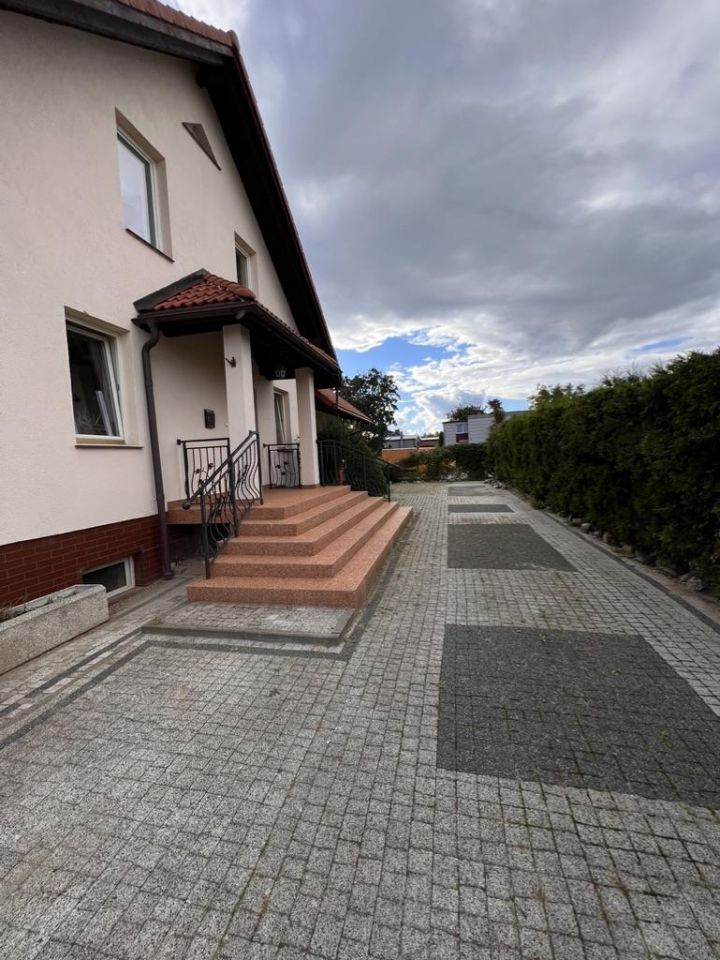 dom wolnostojący, 9 pokoi Gdańsk Osowa, ul. Centaura