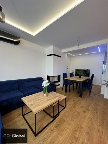 Mieszkanie 4-pokojowe Przyszowice, ul. Floriana. Zdjęcie 2