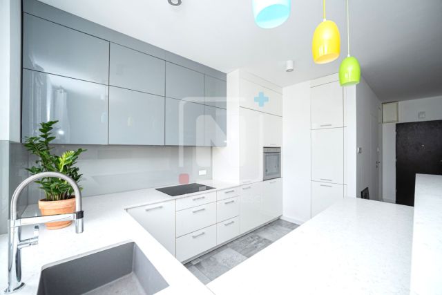 Mieszkanie 3-pokojowe Warszawa Praga. Zdjęcie 2