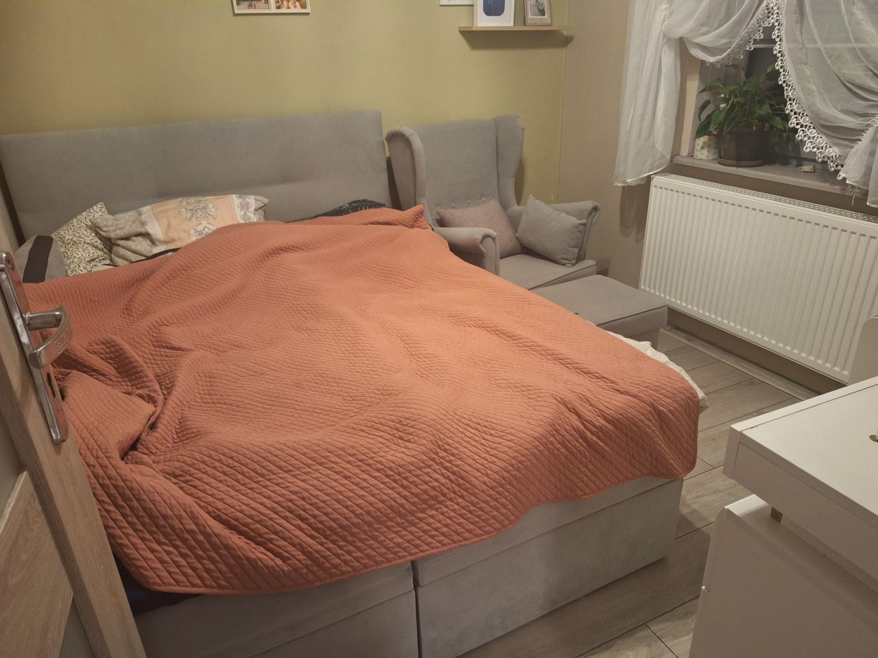 Mieszkanie 4-pokojowe Lewin Brzeski, ul. Kościuszki78. Zdjęcie 9